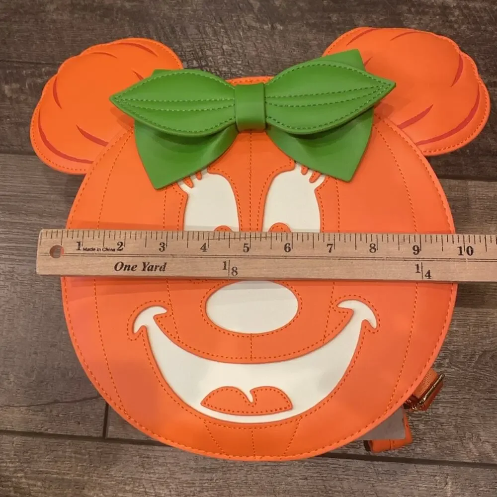 NWT Loungefly Disney GLOW FACE Minnie Pumpkin Backpack